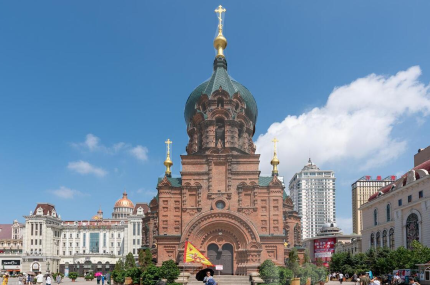 哈尔滨早市特色美食与购物指南广泛介绍